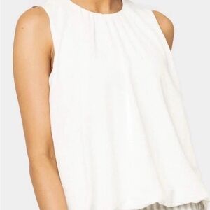 Gibsonlook Women's  Sleeveless Bubble Hem Top Shirt Size Small White